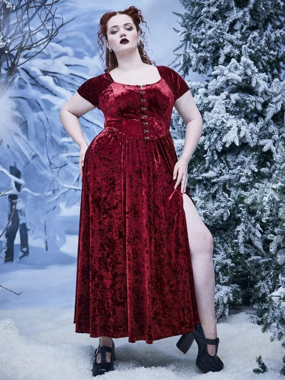 Torrid Nightfall Hook & Eye Velour Maxi Dress. Size Torrid 2.
